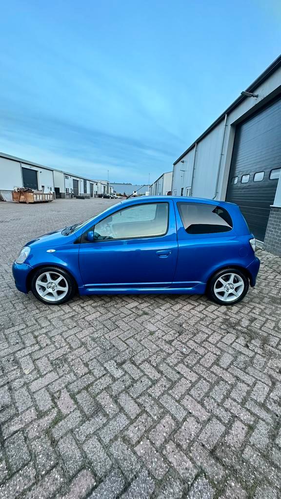 AUTOMAAT. Toyota Yaris 1.3 16V Vvti 3DR T Sport 2002, Auto's, Toyota, Bedrijf, Yaris, Benzine, D, Hatchback, Automaat, Origineel Nederlands