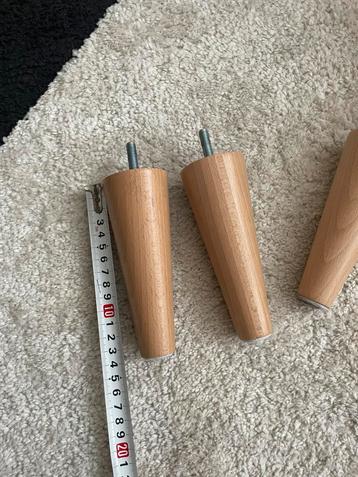 5x meubelpoten 14cm beschikbaar voor biedingen