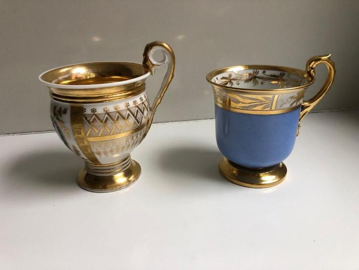 twee antieke kopjes van porselein, Antiek en Kunst, Antiek | Porselein, Ophalen of Verzenden