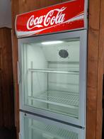 Coca cola koelkast (koelt op dit moment niet), Minder dan 75 liter, Zonder vriesvak, Gebruikt, 160 cm of meer