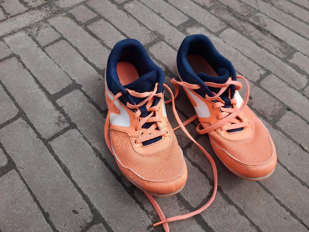 Spikes, hardloopschoenen, maat 39, Kalenji, Sport en Fitness, Gebruikt, Spikes, Hardlopen, Ophalen
