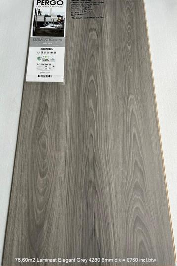 68m2 Laminaat Elegant Grey 4280 8mm dik = €680 incl. btw beschikbaar voor biedingen