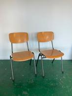 Schoolstoelen vintage 2x, Ophalen, Gebruikt, Twee, Bruin