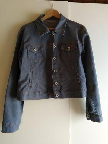 Te koop aangeboden: Dames Jeans jasje beschikbaar voor biedingen