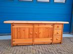Brutalistisch Vintage jaren 70 grenen houten dressoir, Ophalen, Gebruikt, 25 tot 50 cm