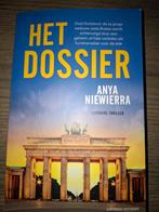 Anya Niewierra - Het dossier, Ophalen of Verzenden, Zo goed als nieuw, Nederland, Anya Niewierra