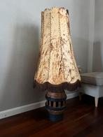 Wagenwiel vloerlamp – uniek vintage exemplaar (110 cm hoog), Huis en Inrichting, Ophalen of Verzenden, Zo goed als nieuw, Metaal