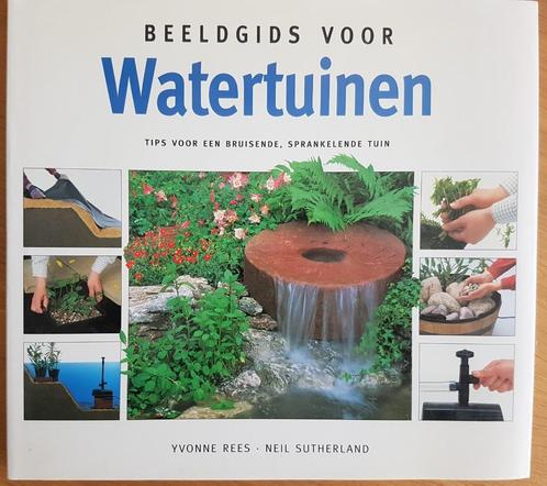 Beeldgids voor watertuinen, Boeken, Wonen en Tuinieren, Gelezen, Overige soorten, Ophalen of Verzenden