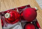 9: 6 x glazen kerstballen rood 4 x glanzend + 2x mat ZGAN, Ophalen of Verzenden, Zo goed als nieuw