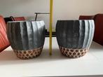 Grote zwarte bloempotten., Tuin en Terras, Bloempotten, Ophalen, Rond, Binnen, Zo goed als nieuw