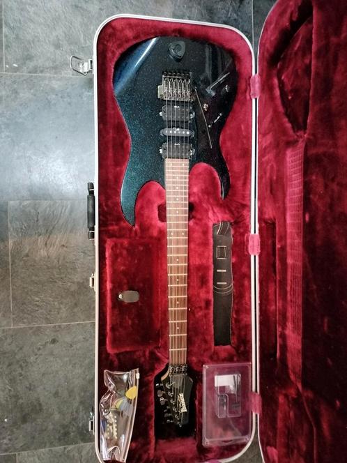 Linkshandige ibanez gitaar, Muziek en Instrumenten, Snaarinstrumenten | Gitaren | Elektrisch, Zo goed als nieuw, Solid body, Ibanez