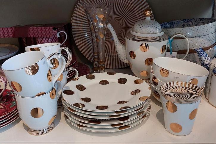 Pip Studio Servies Dots Delight - Nieuw!, Huis en Inrichting, Keuken | Servies, Nieuw, Compleet servies, Overige stijlen, Porselein