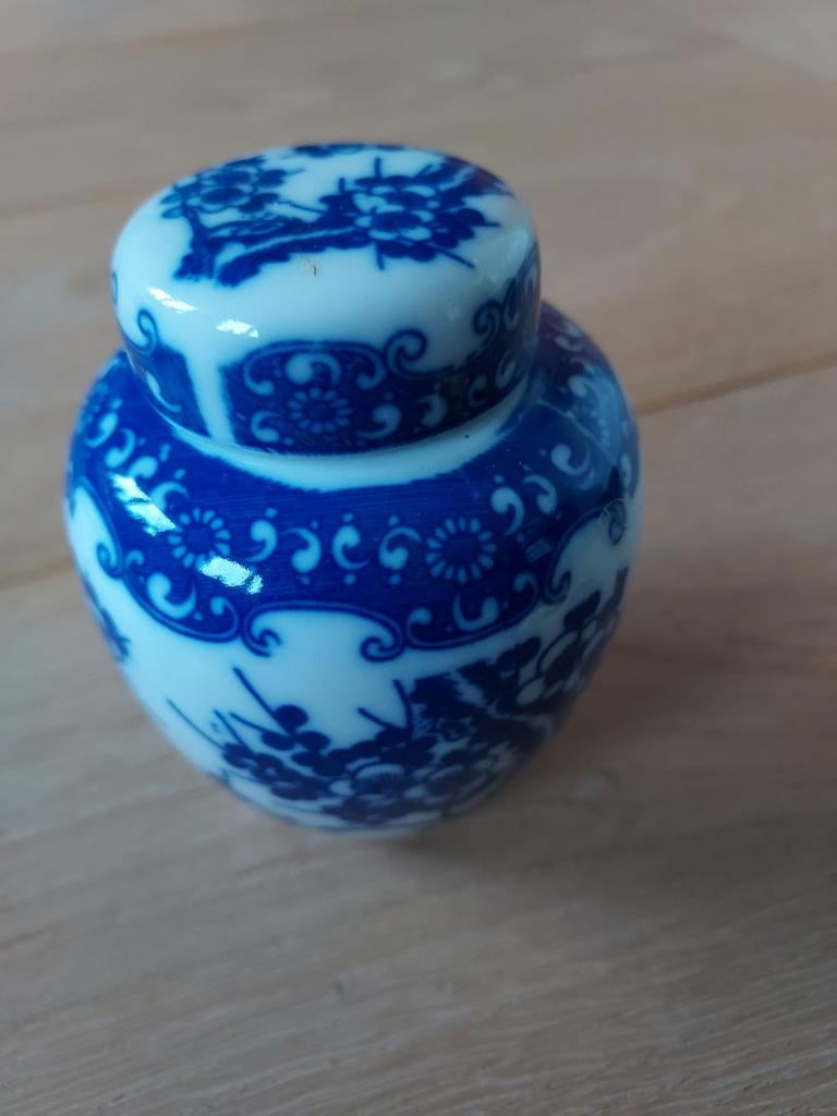 Arita Porseleinen Gemberpot - Kersbloesem Design, Overige materialen, Gebruikt, Blauw, Ophalen of Verzenden