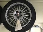 Mooie set alfa Romeo velgen met winterbanden, Auto-onderdelen, Banden en Velgen, Ophalen, Gebruikt, Banden en Velgen, 17 inch