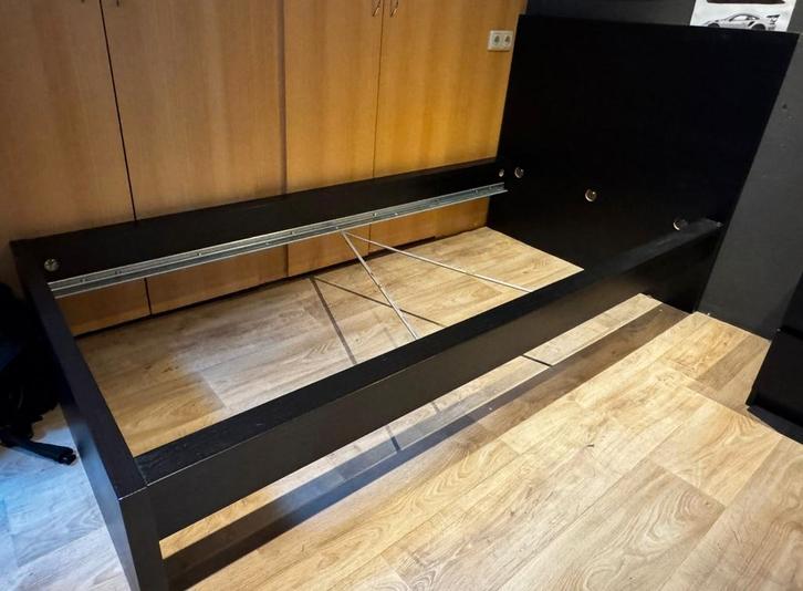 Ikea Malm 1-persoons bed - Goede Staat!, Huis en Inrichting, Slaapkamer | Bedden, Zo goed als nieuw, Eenpersoons, 90 cm, Hout