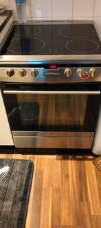 Inductie fornuis, Witgoed en Apparatuur, Ophalen, 4 kookzones, Zo goed als nieuw, Inductie