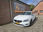 Volvo V60 2.0 D3 R-Design Business (bj 2016), Auto's, Voorwielaandrijving, Gebruikt, 4 cilinders, Wit
