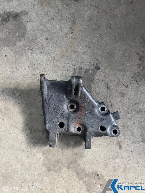 Dynamo steun (gebruikt onderdeel), Auto-onderdelen, Motor en Toebehoren, Nieuw