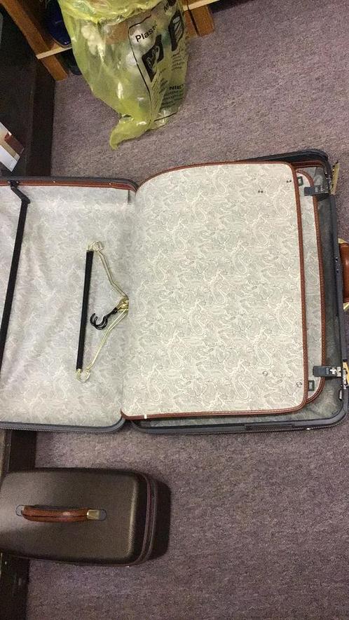 Samsonite koffer.Brons met echt leer afgewerkt., Sieraden, Tassen en Uiterlijk, Koffers, Zo goed als nieuw, Leer, Minder dan 50 cm