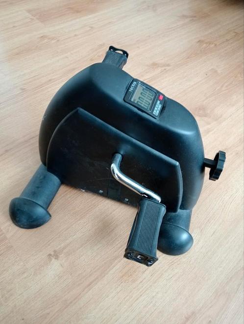 Stoelfiets - stoel fiets, Sport en Fitness, Fitnessapparatuur, Zo goed als nieuw, Hometrainer, Benen, Ophalen of Verzenden