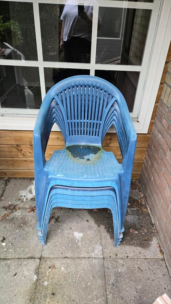 Stoelen, gebruikt voor tijdens een verbouwing., Tuin en Terras, Tuinstoelen, Ophalen, Gebruikt, Plastic, Stapelbaar
