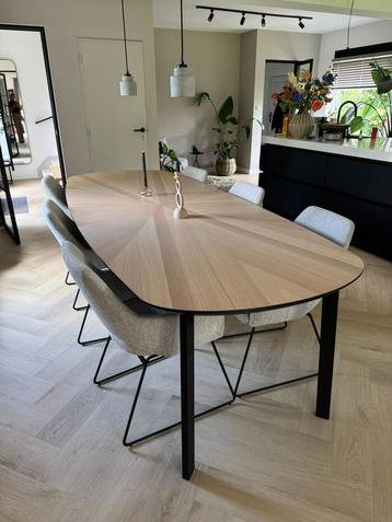 Deensovaal eiken eettafel 280cm (nieuw) beschikbaar voor biedingen
