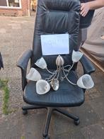 bureaustoel en hanglamp gratis afhalen in Bourtange, Huis en Inrichting, Ophalen, Gebruikt, Zwart