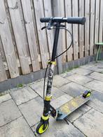 Oxelo Kinderstep Mid5 Zwart-Groen (Geel) met rem en vering, Fietsen en Brommers, Ophalen, Zo goed als nieuw, Gewone step, Oxelo decathlon