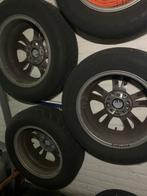 VW Golf Winterbanden met Velgen + Thuiskomer, Auto-onderdelen, Banden en Velgen, Ophalen, Gebruikt, Overige, Banden en Velgen