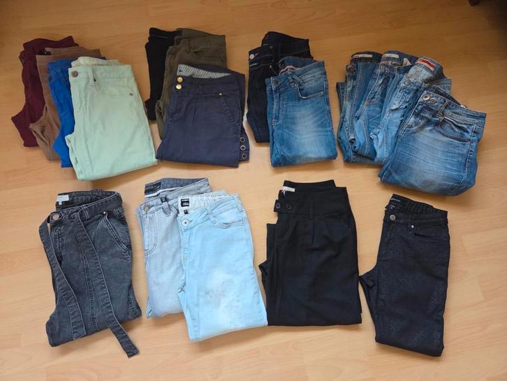 Dames broeken 18 stuks, Kleding | Dames, Dames-kledingpakketten, Gedragen, Maat 36 (S), Ophalen of Verzenden