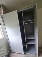 Wit kledingkast 140cm. Leveren en monteren mogelijk, Kledingkast met glas, Gebruikt, 100 tot 150 cm, Met hangruimte