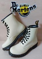 Dr. Martens 1460 W, Cream Patent Lamper Maat: 38 UK5, Kleding | Dames, Schoenen, Nieuw, Lage of Enkellaarzen, Ophalen of Verzenden