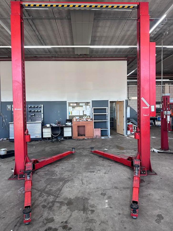 Nussbaum 5000KG 2 kolommer / 2 koloms hefbrug bedrijfsautos, Auto diversen, Autogereedschap, Ophalen of Verzenden