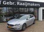 Volvo V60 2.4 D6 Twin Engine Momentum*Leder*Navi*Xenon*EXPOR, Auto's, Automaat, Vierwielaandrijving, 1880 kg, Zilver of Grijs