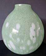Nieuw, Colmore glazen vaas, lime-green/white DOTS 25x25x27cm, Huis en Inrichting, Nieuw, Groen, Glas, Ophalen of Verzenden