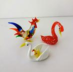 Glas drie mini beeldjes haan, zwaan vogel veelkleurig 3671-g, Antiek en Kunst, Kunst | Designobjecten, Ophalen of Verzenden