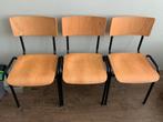 Schoolstoeltjes vintage, Gebruikt, Ophalen of Verzenden, Hout, Drie