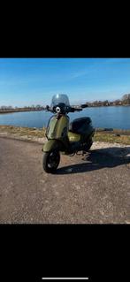Vespa Sprint 50CC 2017, Ophalen, Zo goed als nieuw