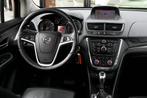 Opel Mokka 1.4 T Cosmo - PANO - TREKHAAK - LEER, 65 €/maand, Gebruikt, 1364 cc, Lichtsensor