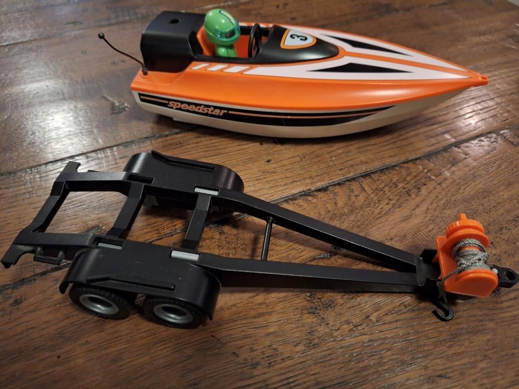 Playmobil speedboat en trailer., Kinderen en Baby's, Speelgoed | Playmobil, Ophalen of Verzenden, Zo goed als nieuw