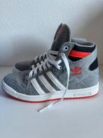 Adidas Decade H Sneakers - Nieuwstaat!, Ophalen of Verzenden, Nieuw, Grijs, Sneakers of Gympen