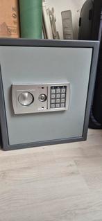 Handson Kluis 38ED - Elektronisch Slot, Huis en Inrichting, Brandblussers en Brandkasten, Ophalen, Gebruikt, Brandkast