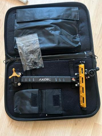 Axcel Achieve XP RH Gold Vizier beschikbaar voor biedingen