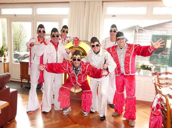 Elvis te huur voor max 22 compleet met kop, bril en gitaar, Kleding | Heren, Carnavalskleding en Feestkleding, Zo goed als nieuw