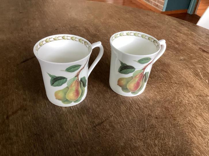 Queens Hookers Fruitbekers - 2 stuks, Huis en Inrichting, Keuken | Servies, Zo goed als nieuw, Kop(pen) en/of Schotel(s), Overige stijlen