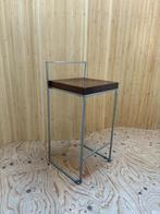 Lapalma Cubo kruk walnoot barkruk italiaans design, Huis en Inrichting, Barkrukken, 1 kruk, Ophalen, Gebruikt, 60 tot 90 cm