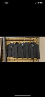 3x wedstrijdjasjes maat 140, Dieren en Toebehoren, Paardrijkleding, Ophalen of Verzenden, Zo goed als nieuw, Overige soorten, Bovenkleding