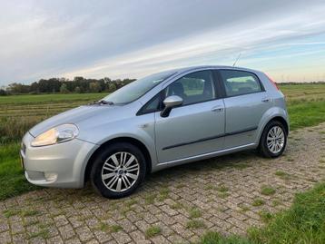 Fiat Punto 1.4 5DR Grande 2006 Grijs beschikbaar voor biedingen