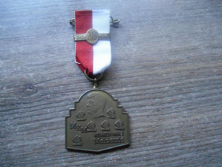 Medaille Kennedy mars Melderslo 2000, Postzegels en Munten, Penningen en Medailles, Overige materialen, Nederland, Ophalen of Verzenden