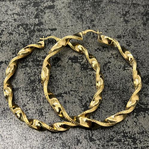 14 karaat gouden oorbellen wokkels groot model, Sieraden, Tassen en Uiterlijk, Oorbellen, Ophalen of Verzenden
